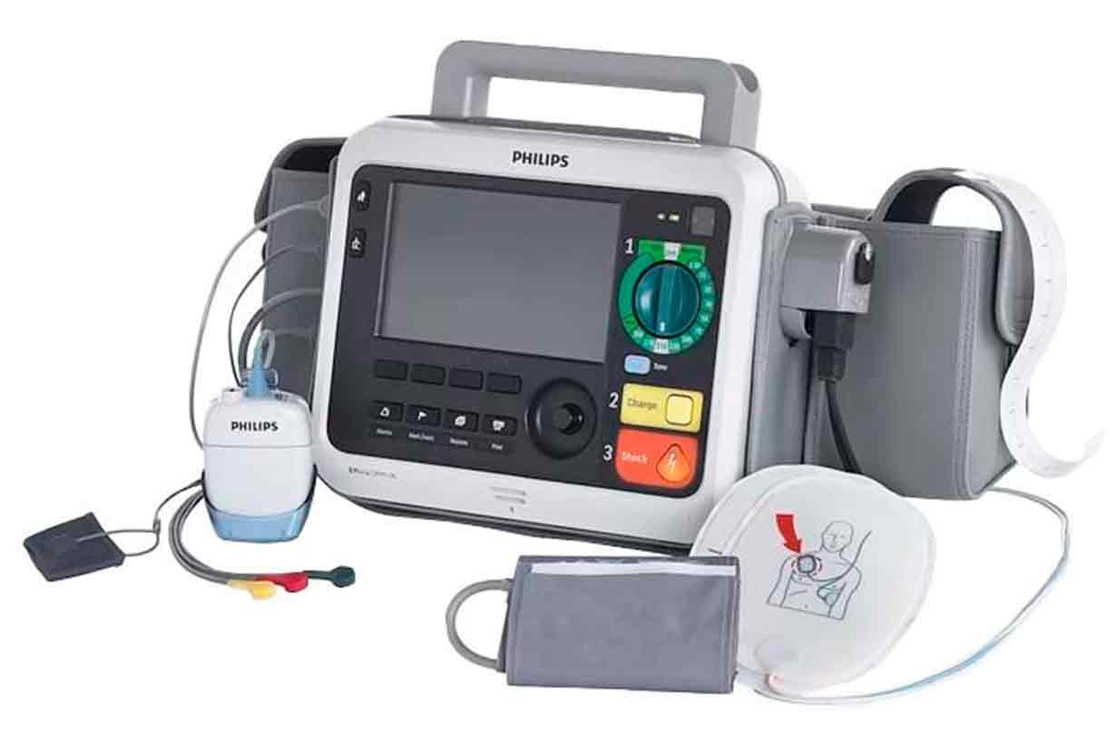 Дефибриллятор-монитор Philips Efficia DFM100 в полной комплектации